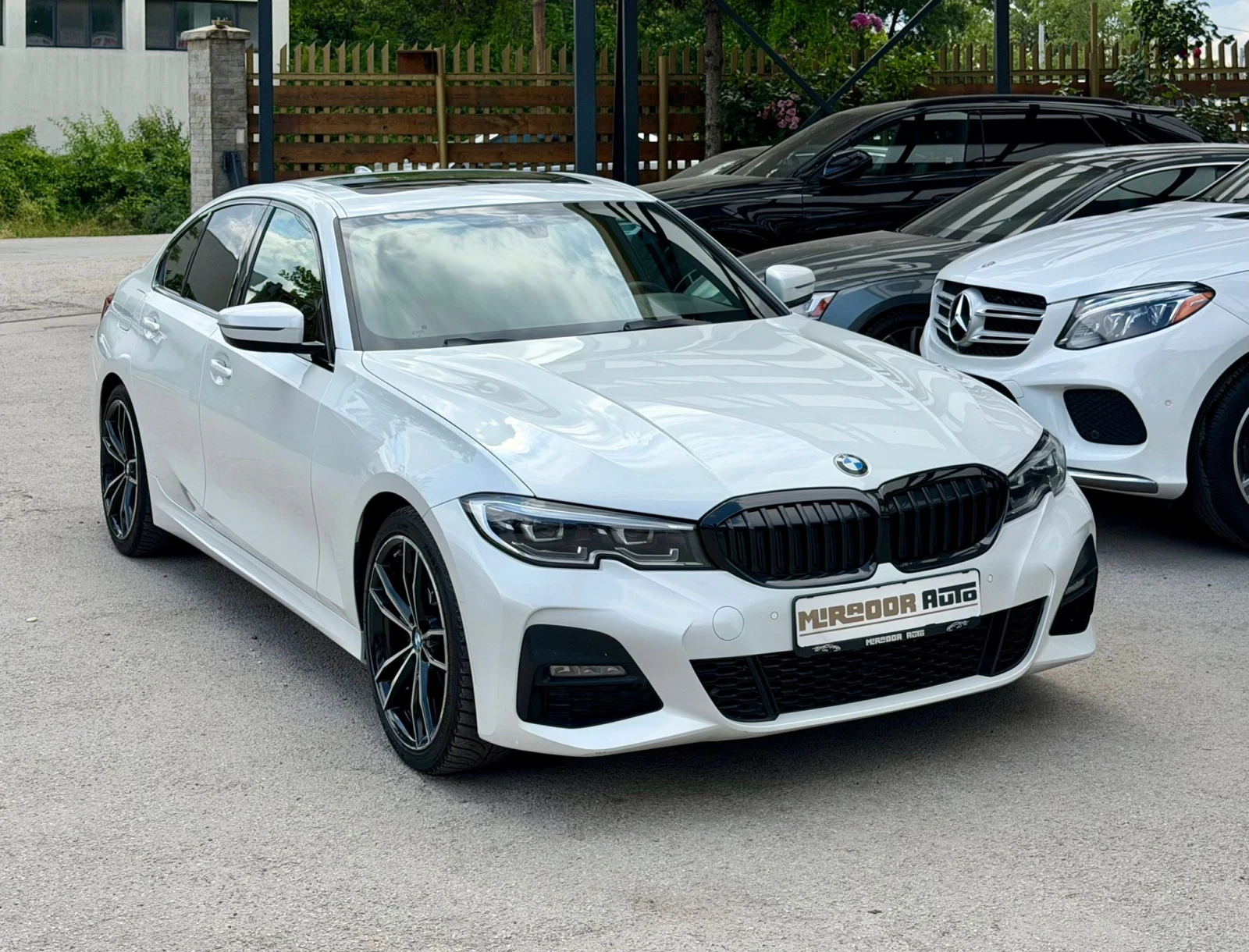 BMW 330 xDrive M-Pack