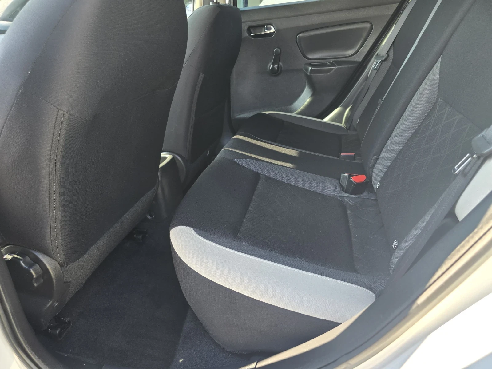 Nissan Micra 1.5 DCI TEKNA, снимка 16 - Автомобили и джипове - 55147911