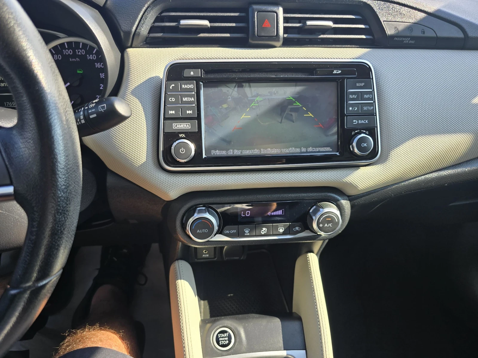 Nissan Micra 1.5 DCI TEKNA, снимка 17 - Автомобили и джипове - 55147911