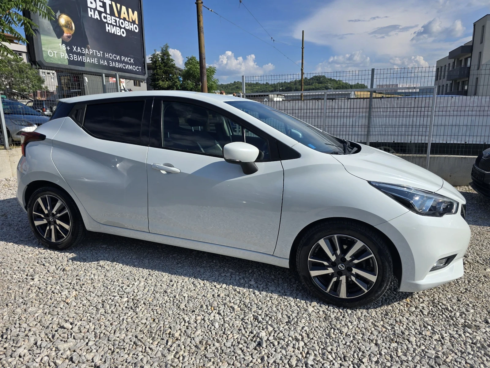Nissan Micra 1.5 DCI TEKNA, снимка 8 - Автомобили и джипове - 55147911