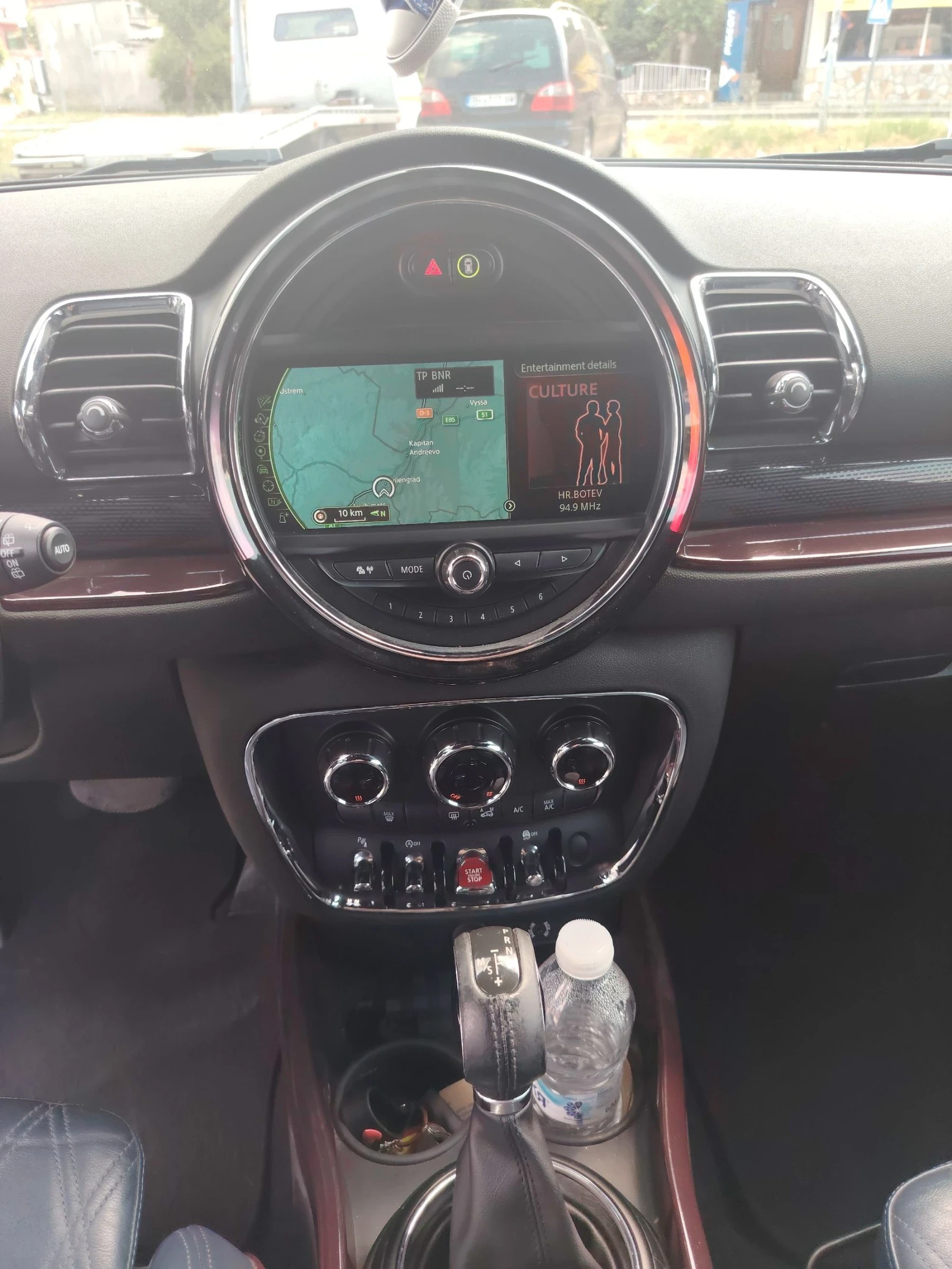 Mini Clubman 2.0 SD с всички екстри, снимка 13 - Автомобили и джипове - 55382969