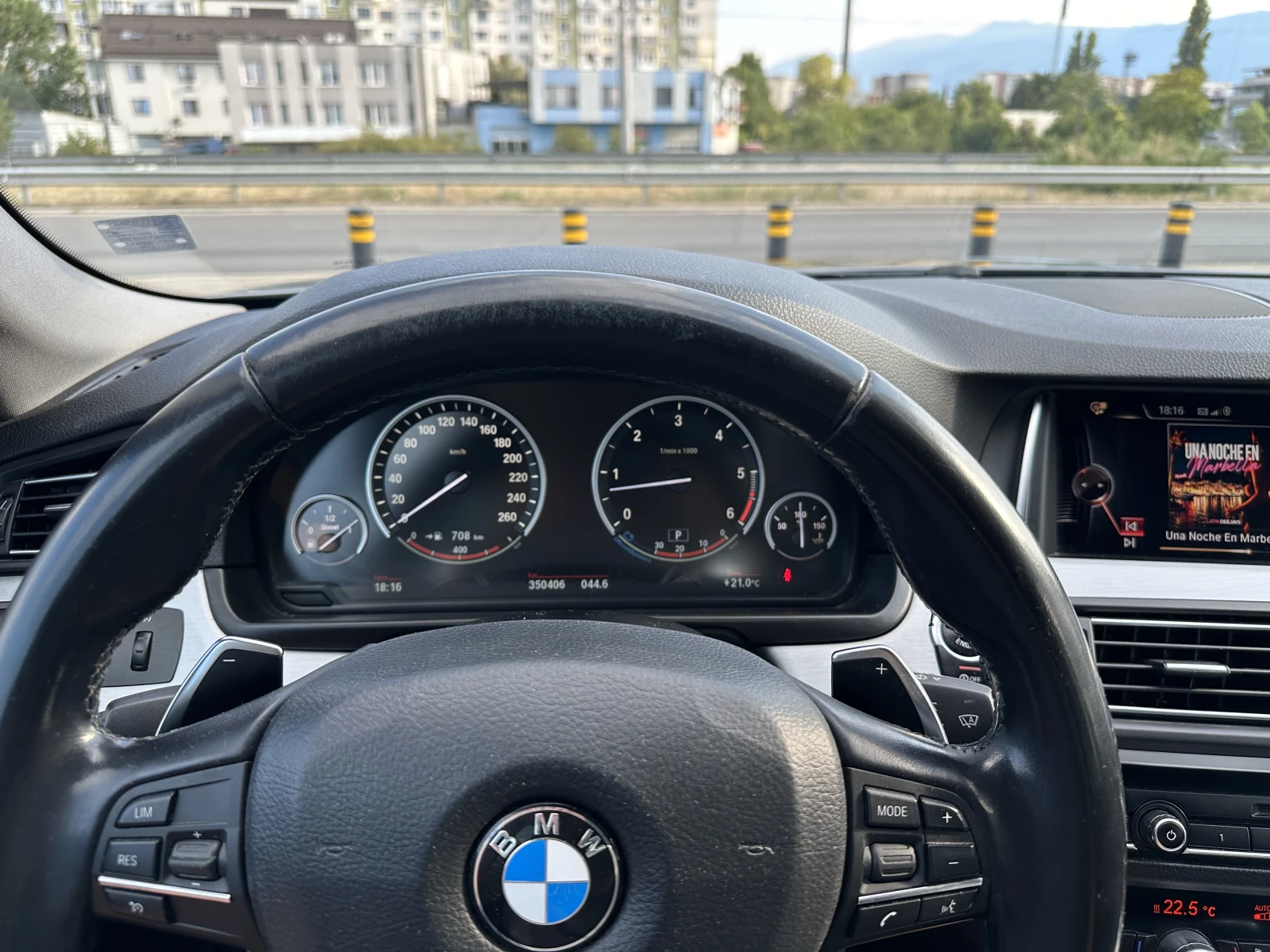 BMW 530 xDrive LCI, снимка 10 - Автомобили и джипове - 55606776