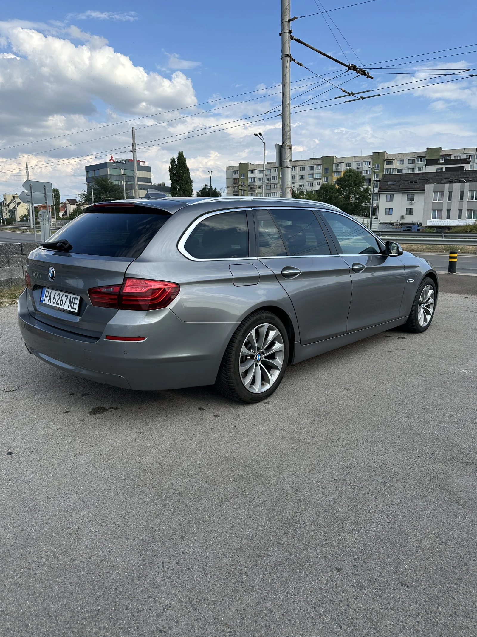 BMW 530 xDrive LCI, снимка 5 - Автомобили и джипове - 55606776