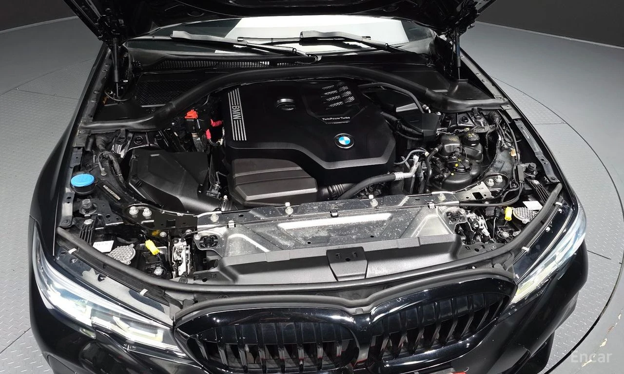 BMW 320 M* SPORT* ДИСТРОНИК* КАМЕРА* LANE* ASSIST* КЕЙЛЕС*, снимка 17 - Автомобили и джипове - 56007971