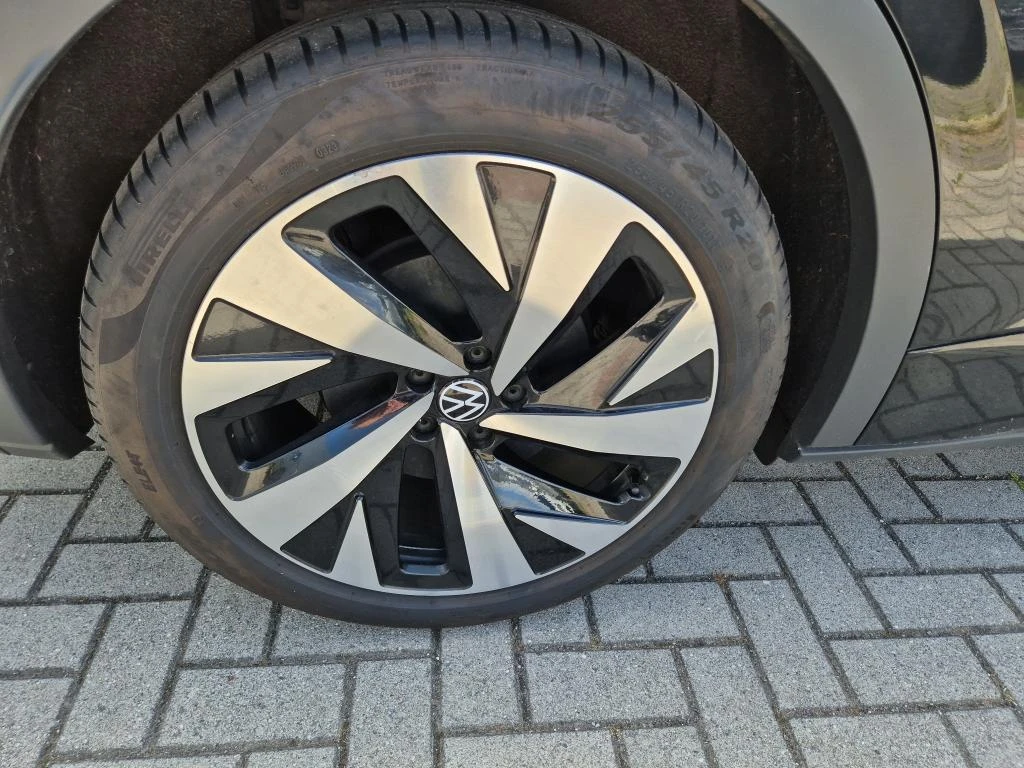VW ID.5 Pro 82 kWh, снимка 9 - Автомобили и джипове - 56165636