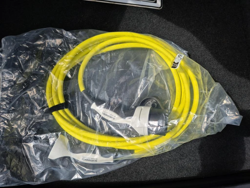 VW ID.5 Pro 82 kWh, снимка 8 - Автомобили и джипове - 56165636