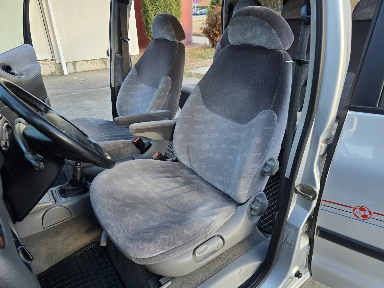 Seat Alhambra 1.9TDI 90KC., снимка 9 - Автомобили и джипове - 56253907