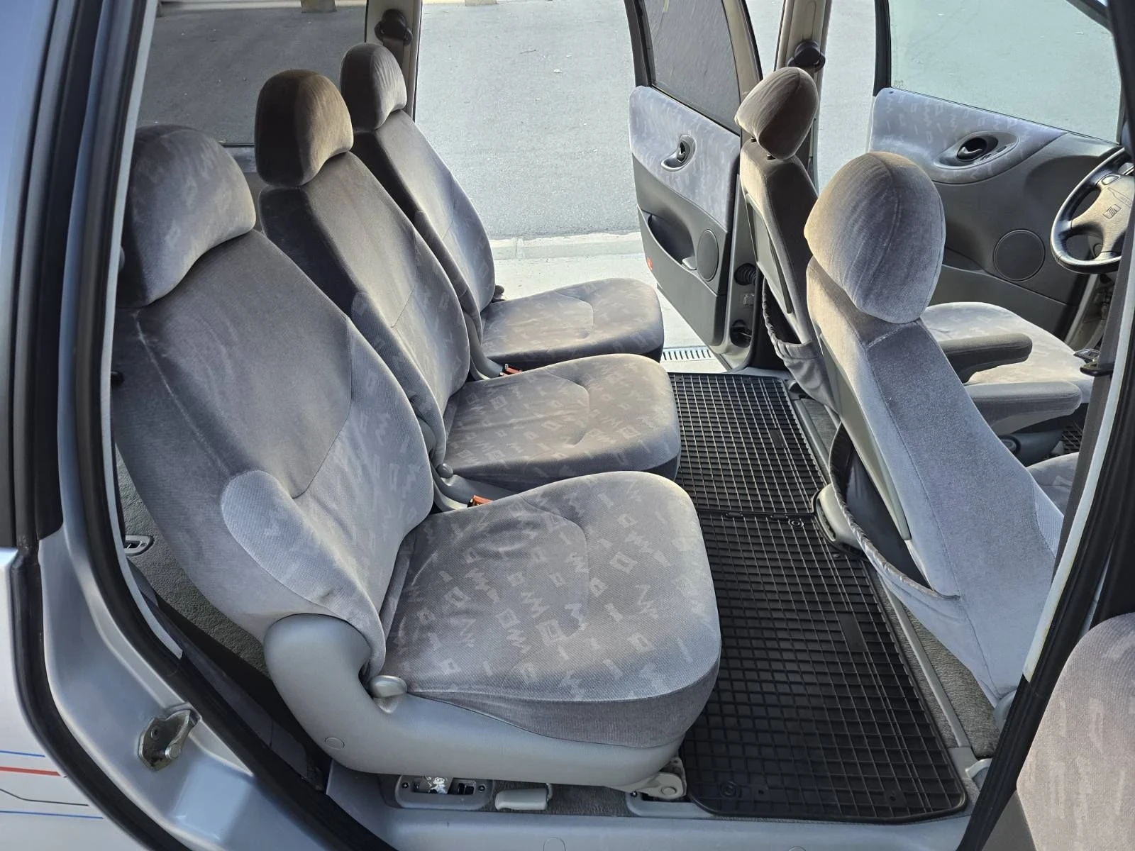 Seat Alhambra 1.9TDI 90KC., снимка 15 - Автомобили и джипове - 56253907