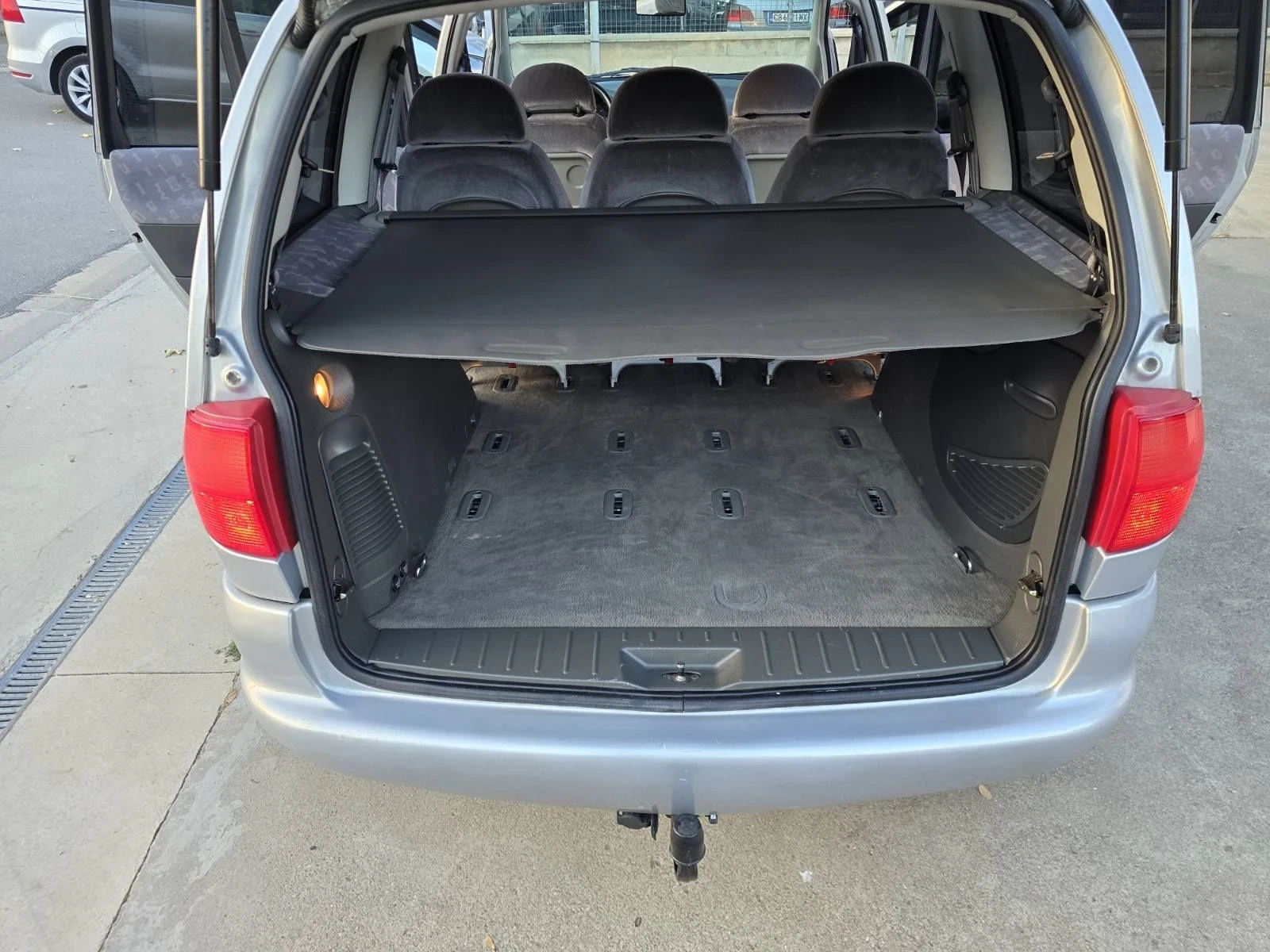 Seat Alhambra 1.9TDI 90KC., снимка 8 - Автомобили и джипове - 56253907
