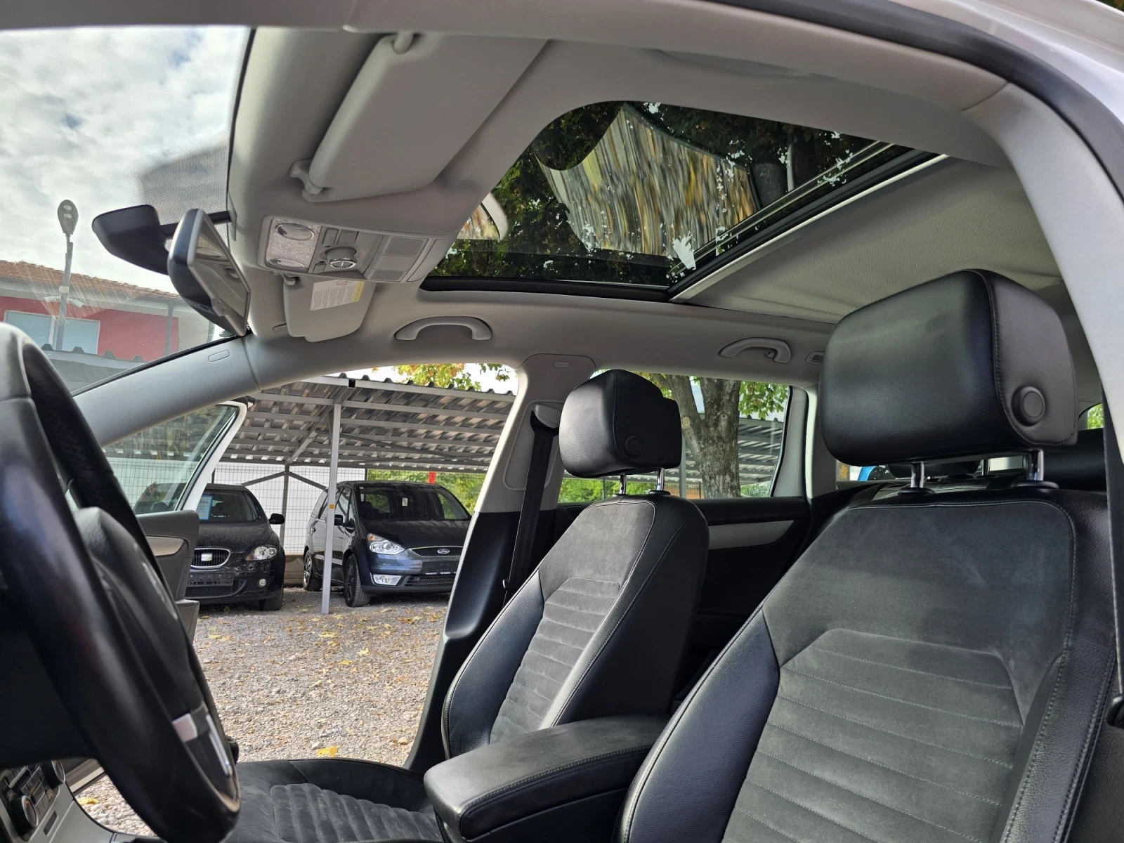 VW Passat 2.0TDI H-LINE , снимка 12 - Автомобили и джипове - 56253907