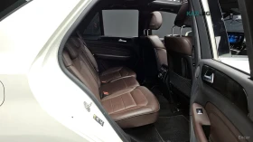 Mercedes-Benz ML 350 AMG LINE/4MATIC/KEYLESS/PANO/LANE DEPARTURE, снимка 17