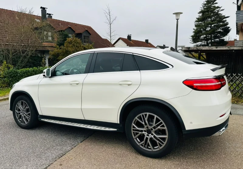 Mercedes-Benz GLE 350 coupe, снимка 3 - Автомобили и джипове - 52625985
