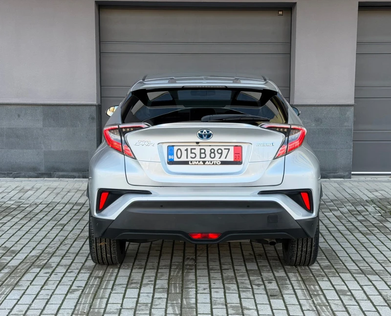 Toyota C-HR 1.8 hybrid ГАРАНЦИА!! Distronic / Keyless / Navi , снимка 5 - Автомобили и джипове - 52691644