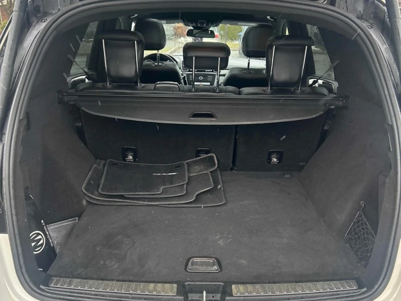 Mercedes-Benz GLE * AMG 43 * CARFAX * БЕЗ ПЪРВОНАЧАЛНА ВНОСКА, снимка 11 - Автомобили и джипове - 52852144