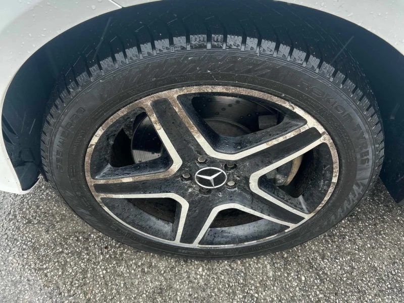 Mercedes-Benz GLE * AMG 43 * CARFAX * БЕЗ ПЪРВОНАЧАЛНА ВНОСКА, снимка 17 - Автомобили и джипове - 52852144