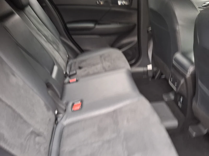 Mitsubishi Eclipse Cross 2.4 4x4 plug-in, снимка 13 - Автомобили и джипове - 53416428