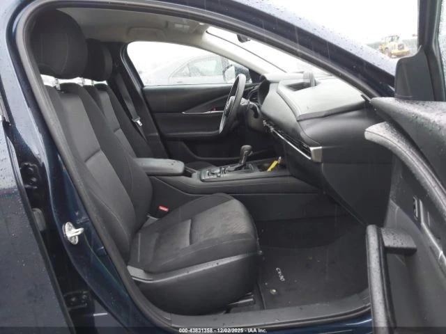 Mazda CX-30 2.5 S, снимка 11 - Автомобили и джипове - 53381714