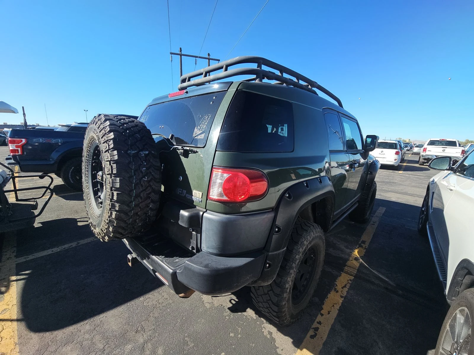 Toyota Fj cruiser 2011 Toyota FJ Cruiser wRear Doors - изображение 6