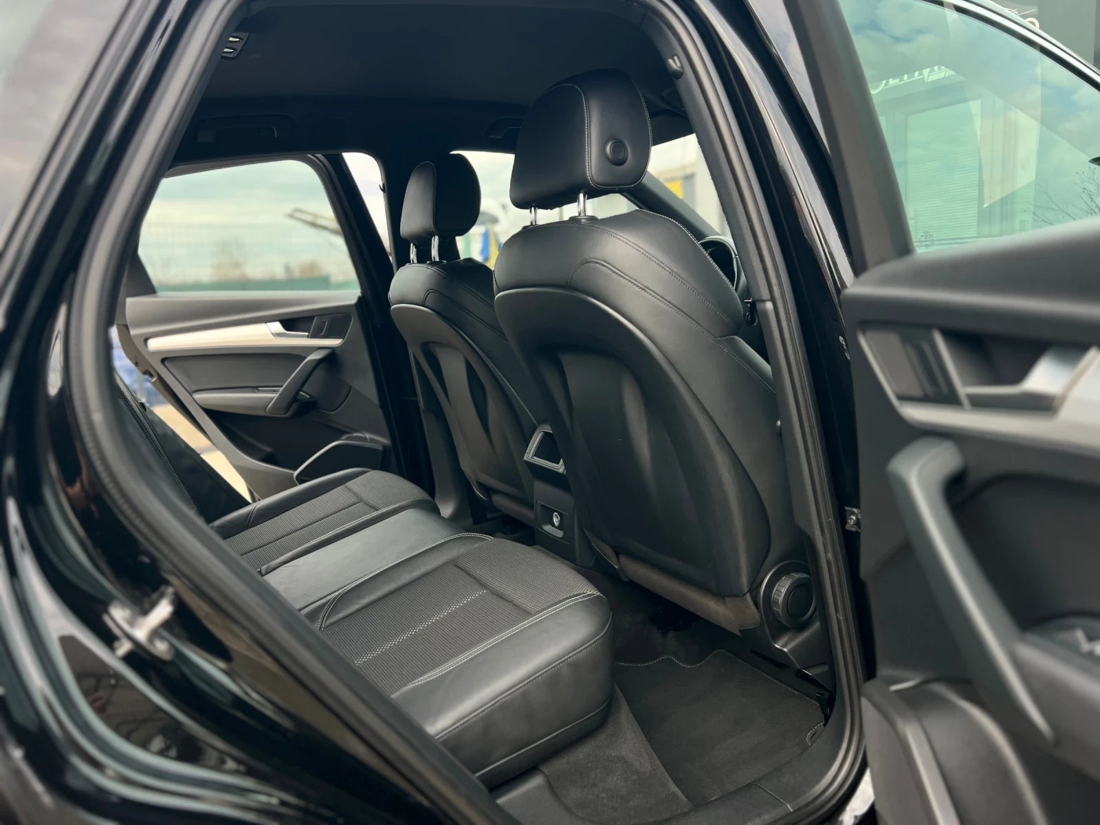 Audi Q5, снимка 16 - Автомобили и джипове - 53710201