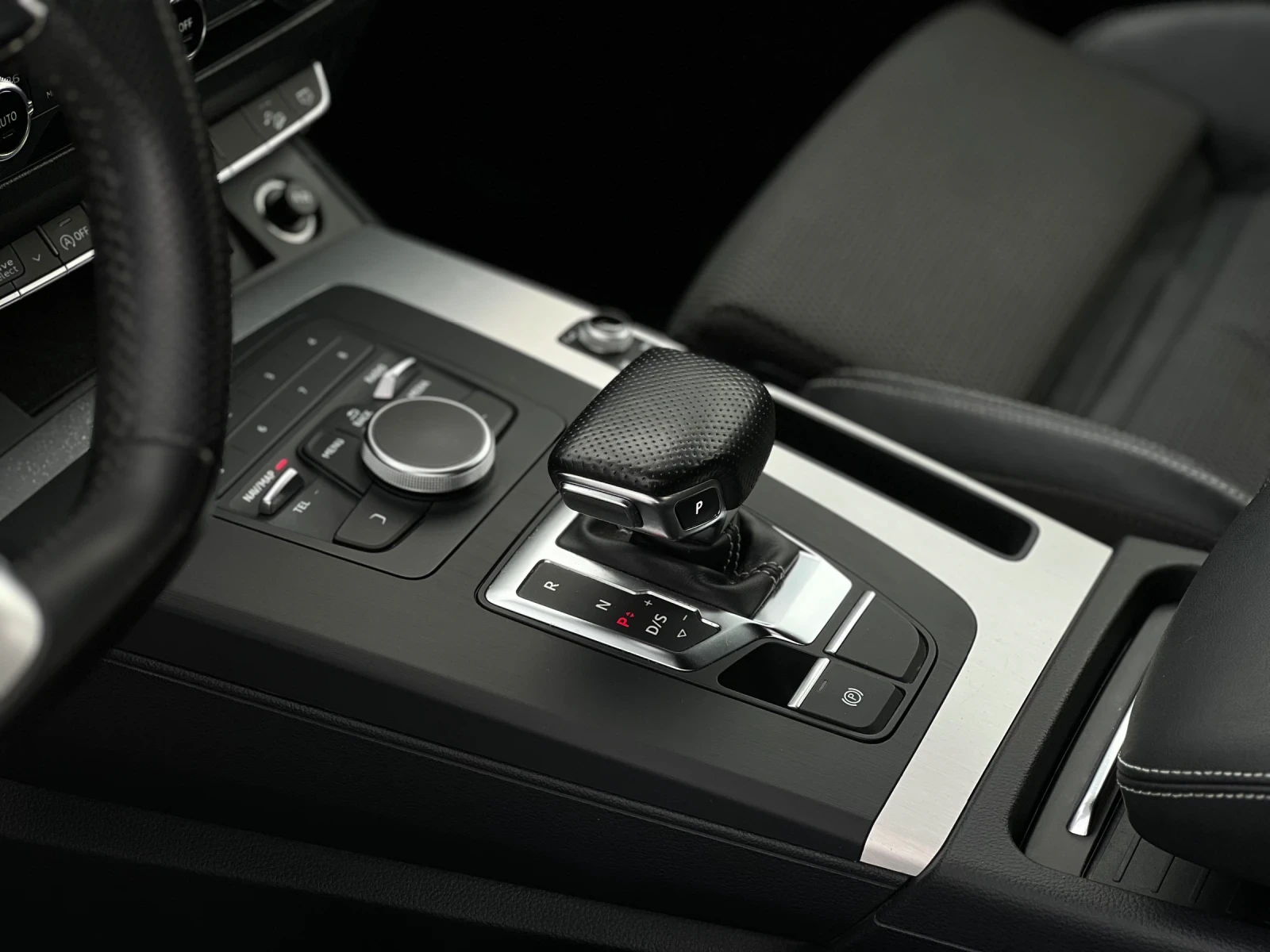 Audi Q5, снимка 11 - Автомобили и джипове - 53710201