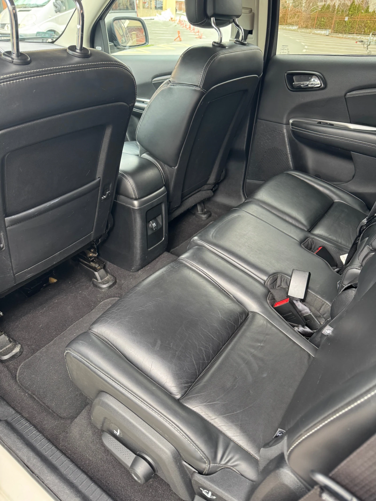 Fiat Freemont 2.0 jtd 4x4, снимка 11 - Автомобили и джипове - 53783820