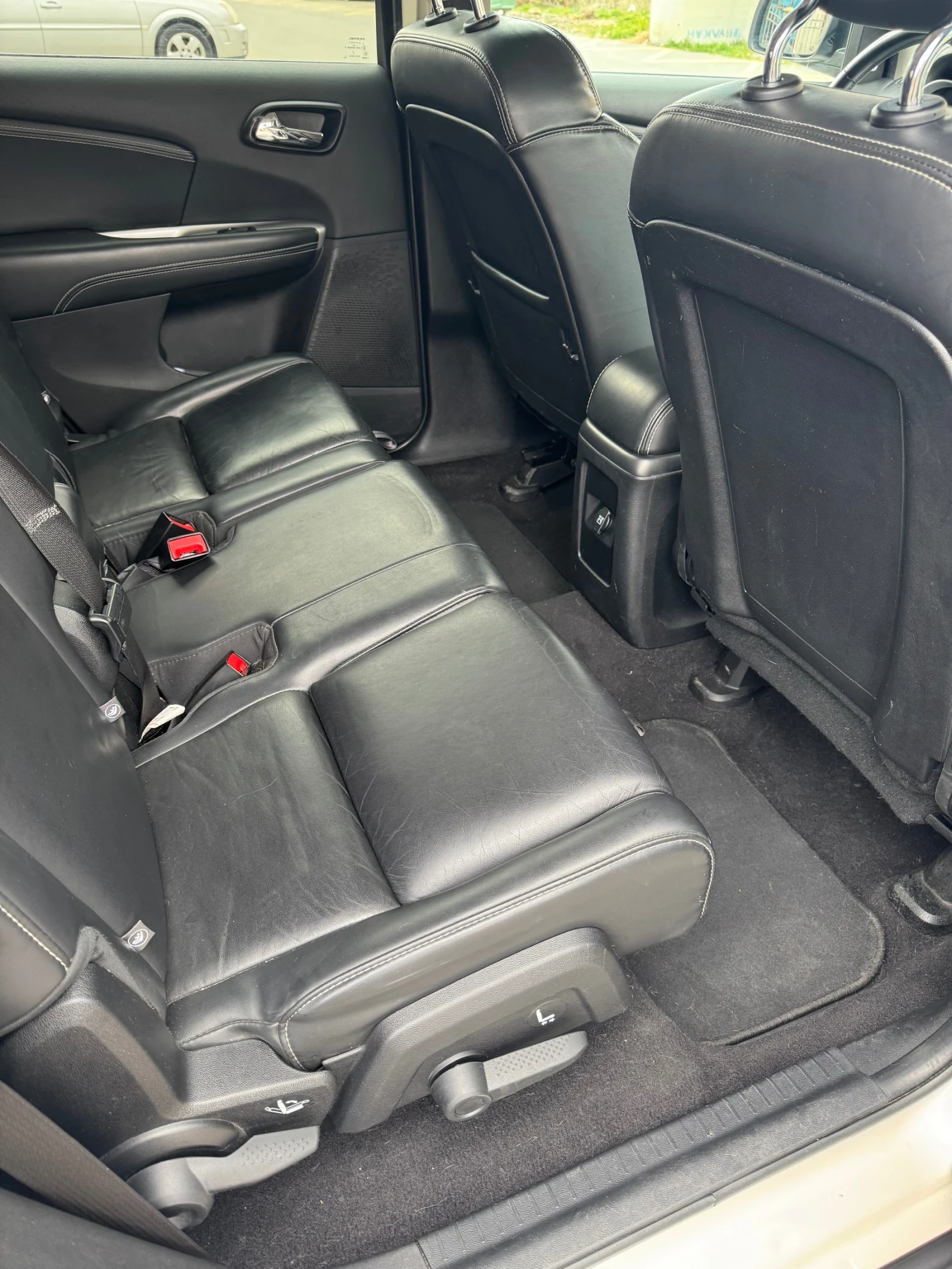 Fiat Freemont 2.0 jtd 4x4, снимка 12 - Автомобили и джипове - 53783820