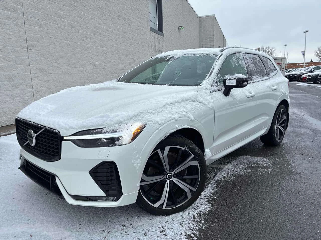 Volvo XC60 R Design  CARFAX