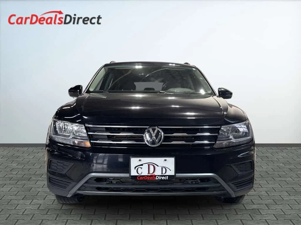 VW Tiguan * S 4MOTION / Clean Carfax / Back Up Camera / Heat, снимка 2 - Автомобили и джипове - 54039526