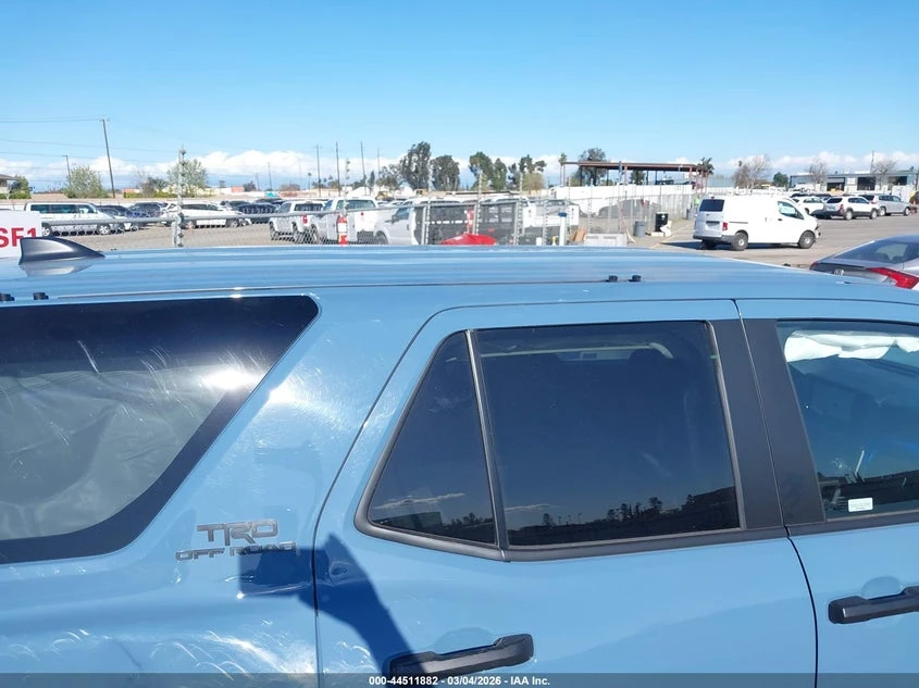 Toyota 4runner Trd Off Road, снимка 13 - Автомобили и джипове - 54248707