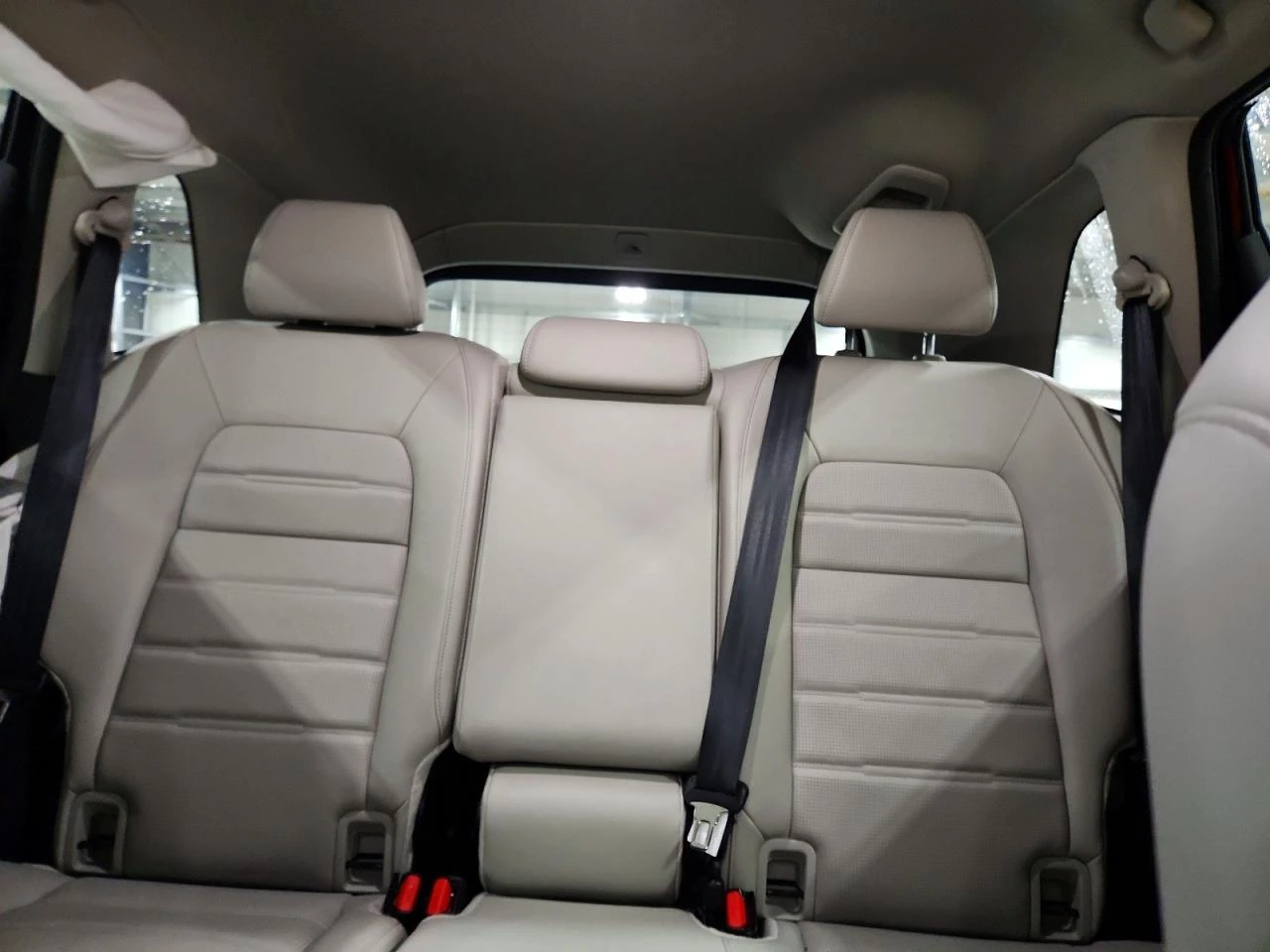 Honda Cr-v 1.5l Exl, снимка 10 - Автомобили и джипове - 54557198