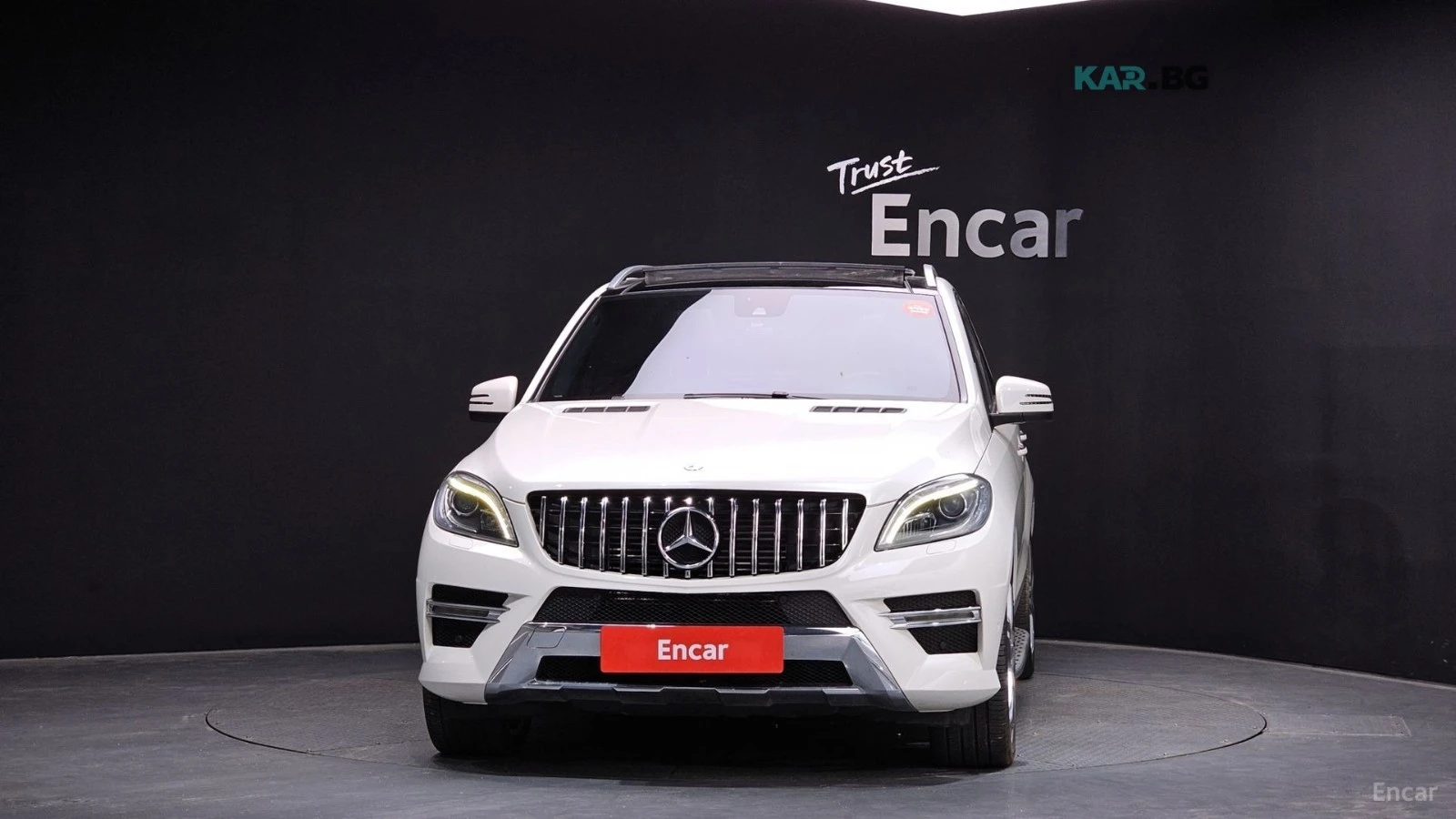 Mercedes-Benz ML 350 AMG LINE/4MATIC/KEYLESS/PANO/LANE DEPARTURE, снимка 3 - Автомобили и джипове - 54763133