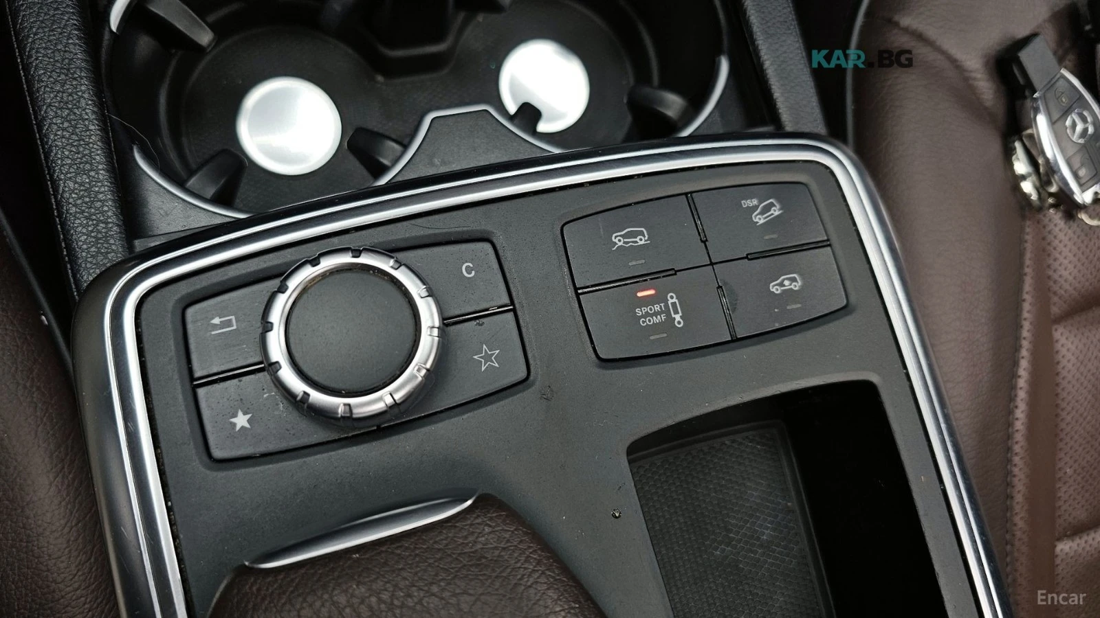 Mercedes-Benz ML 350 AMG LINE/4MATIC/KEYLESS/PANO/LANE DEPARTURE, снимка 14 - Автомобили и джипове - 54763133