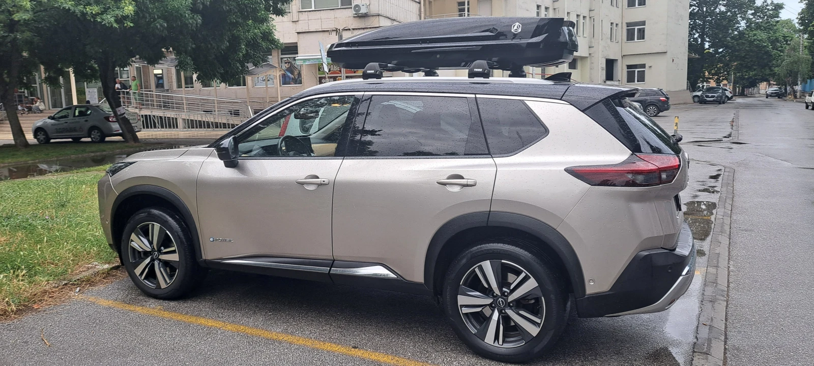 Nissan X-trail TEKNA PLUS