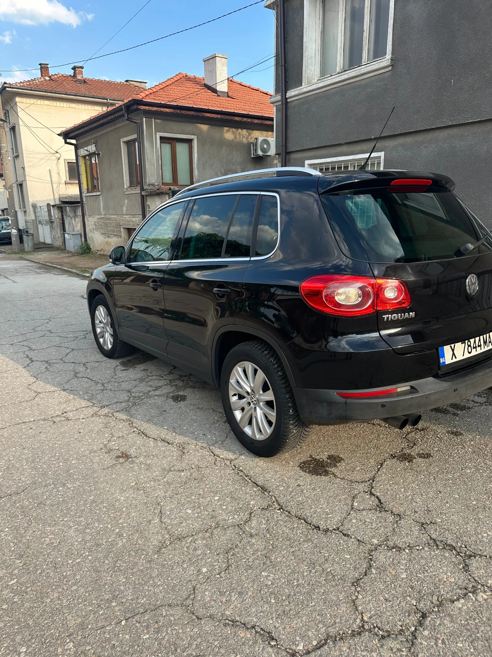 VW Tiguan 2.0TDI 140 к Automatic 4motion, снимка 2 - Автомобили и джипове - 55063678