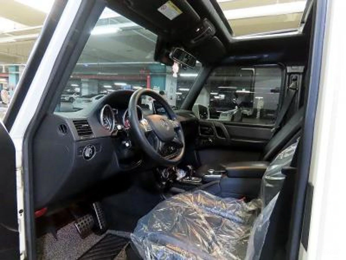 Mercedes-Benz G 350 DIESEL* AMG LINE* PANO* LANE ASS* , снимка 12 - Автомобили и джипове - 55436452