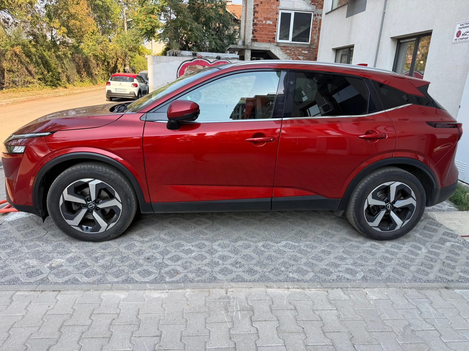 Nissan Qashqai Connects, снимка 3 - Автомобили и джипове - 56104240