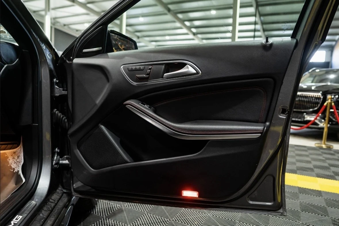 Mercedes-Benz GLA 45 AMG EDITION ONE MILTEK LED H&K ЛИЗИНГ 100%, снимка 12 - Автомобили и джипове - 56175913