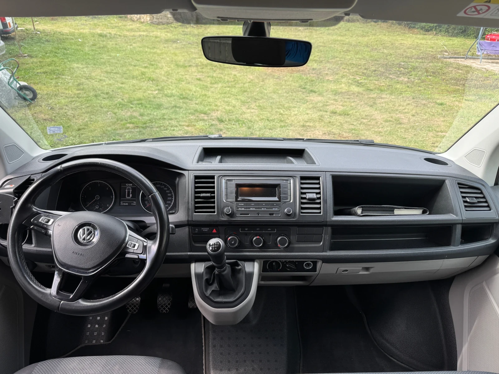 VW T6 2.0 TDI 9 местен, снимка 5 - Бусове и автобуси - 56273467