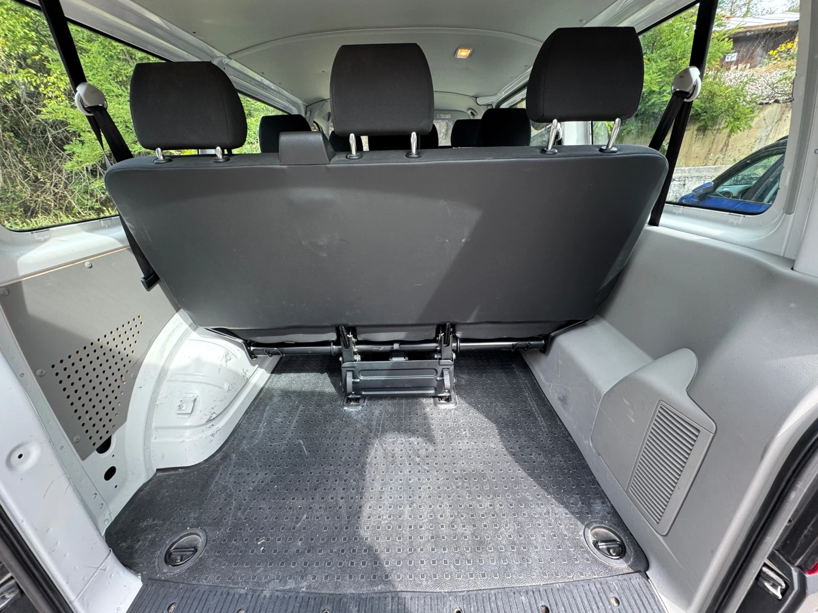 VW T6 2.0 TDI 9 местен, снимка 12 - Бусове и автобуси - 56273467