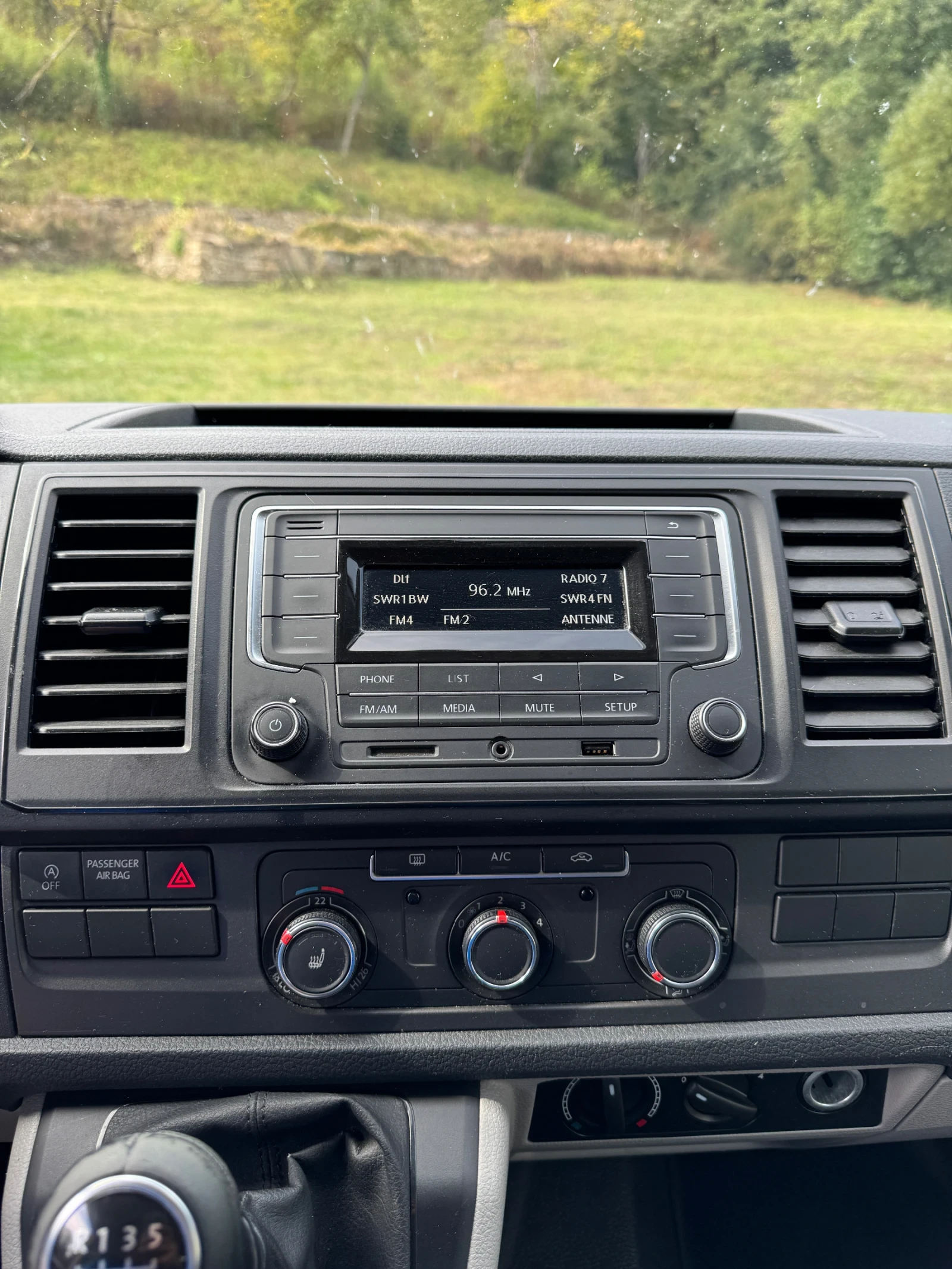 VW T6 2.0 TDI 9 местен, снимка 7 - Бусове и автобуси - 56273467