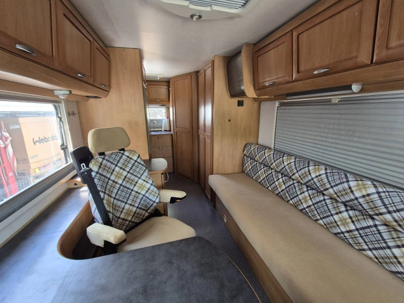 Кемпер HYMER / ERIBA B640 Star Line, снимка 16 - Каравани и кемпери - 50716774