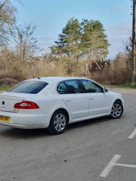 Skoda Superb, снимка 8