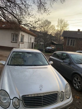 Mercedes-Benz E 220, снимка 1 — Bazar.bg Mercedes-Benz E 220, снимка 1
