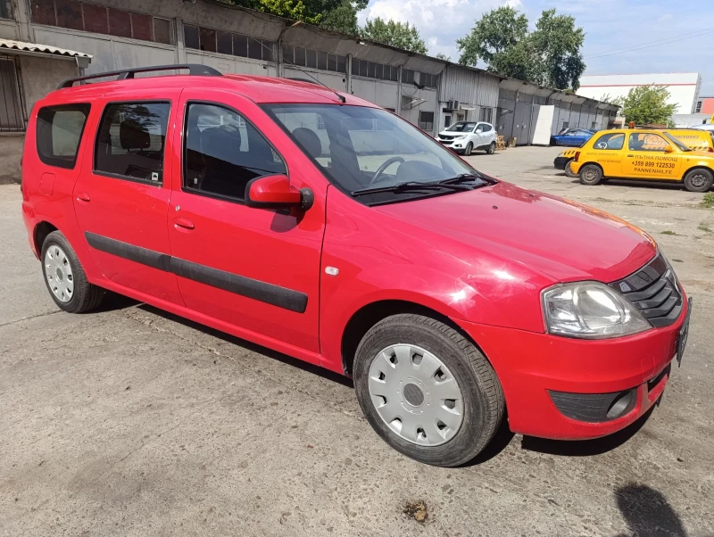 Dacia Logan, снимка 2 - Автомобили и джипове - 47208692