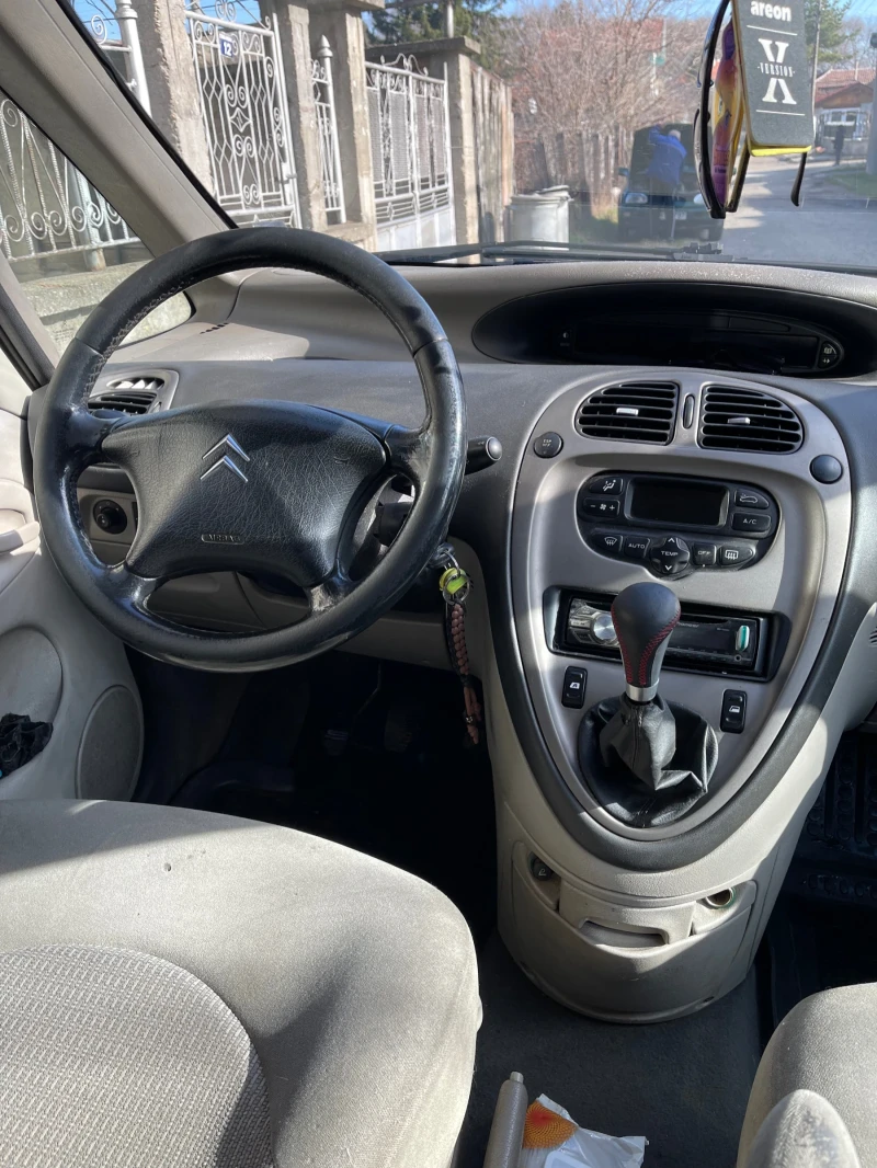 Citroen Xsara picasso, снимка 11 - Автомобили и джипове - 47339568