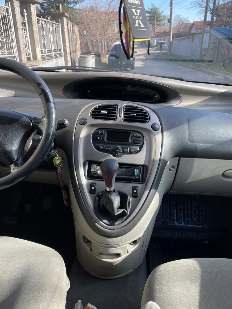 Citroen Xsara picasso, снимка 12 - Автомобили и джипове - 47339568