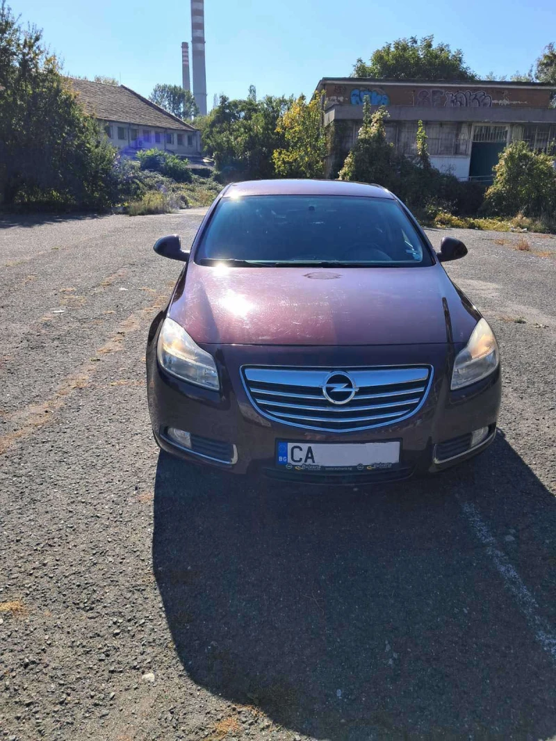 Opel Insignia, снимка 1 - Автомобили и джипове - 47405173