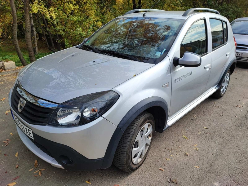 Dacia Sandero Stepway, снимка 1 - Автомобили и джипове - 47775656