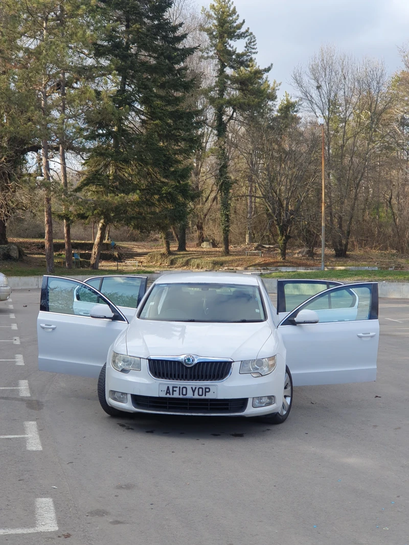 Skoda Superb, снимка 3 - Автомобили и джипове - 49055188