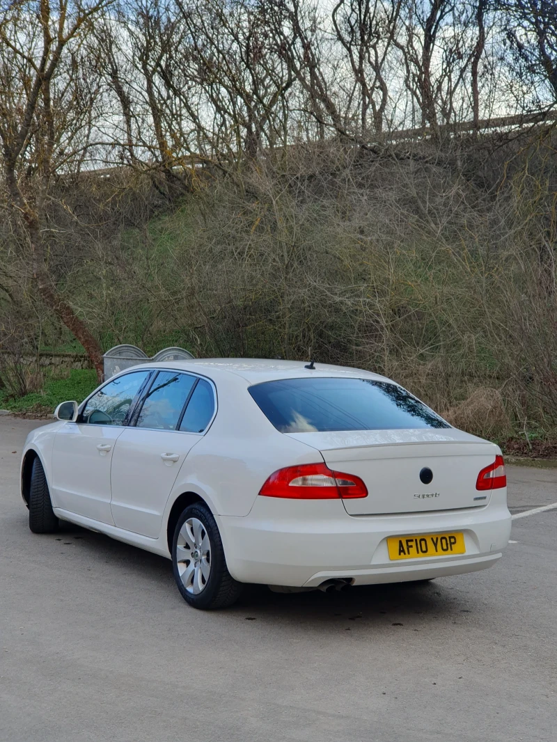 Skoda Superb, снимка 6 - Автомобили и джипове - 49055188